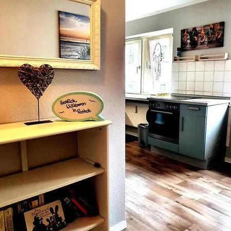 Rostock Hautnah Erleben - Schoene Maisonette 2Og Buitenkant foto
